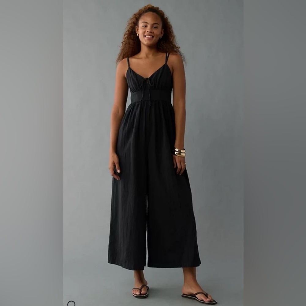 NWT American Eagle Outfitters Black Wide Leg Jumpsuit - Picture 2 of 10